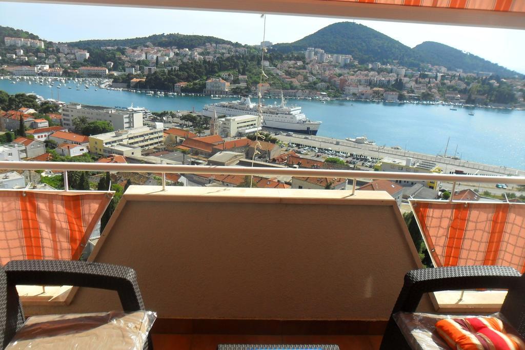 Rooms Anela With Large Common Tarrace And Beautiful Sea View دوبروفينك الغرفة الصورة