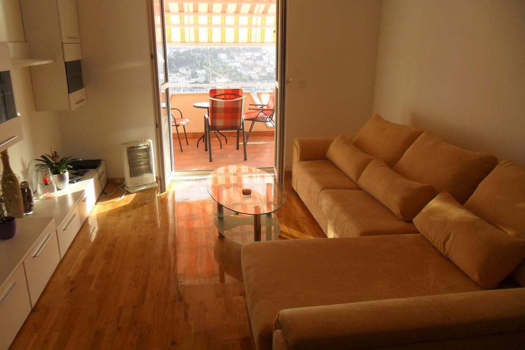 Rooms Anela With Large Common Tarrace And Beautiful Sea View دوبروفينك الغرفة الصورة