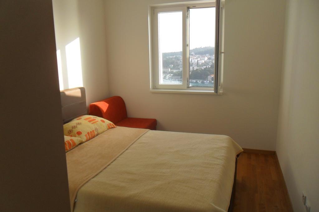 Rooms Anela With Large Common Tarrace And Beautiful Sea View دوبروفينك الغرفة الصورة