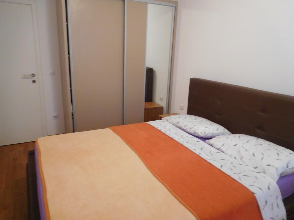 Rooms Anela With Large Common Tarrace And Beautiful Sea View دوبروفينك المظهر الخارجي الصورة