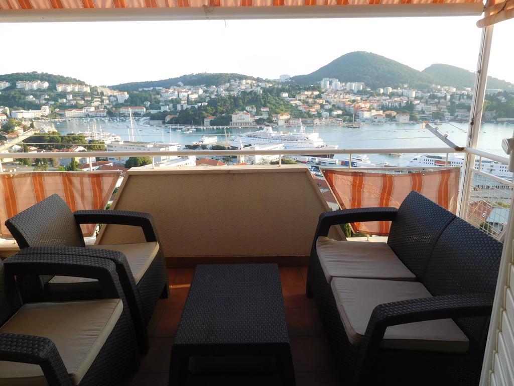 Rooms Anela With Large Common Tarrace And Beautiful Sea View دوبروفينك المظهر الخارجي الصورة